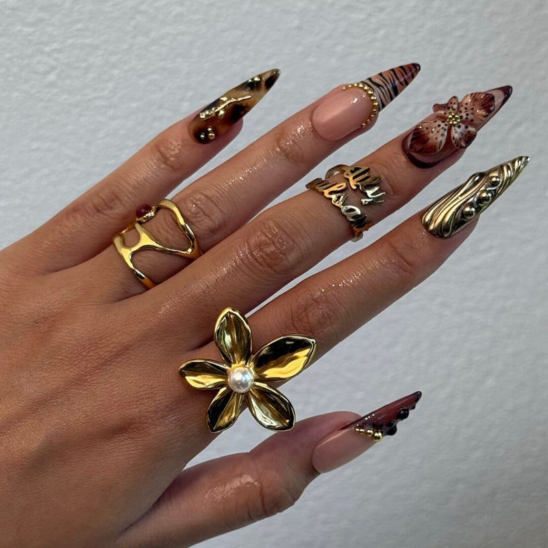 Bronze Bloom — thumbnail 4