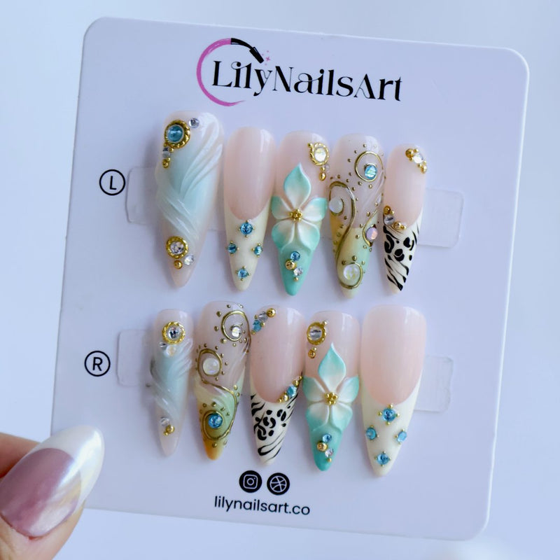 Aqua Luxe — thumbnail 6